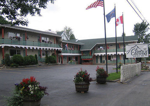 Town & Country Motor Inn Lake Placid Exterior photo